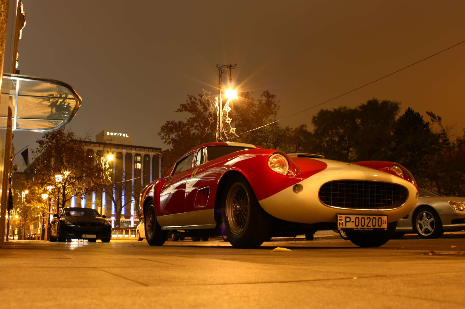 Dupla 147 Ferrari 250 & GT-R