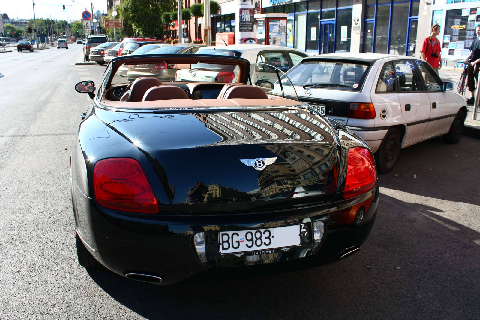 Bentley Continental GTC 036