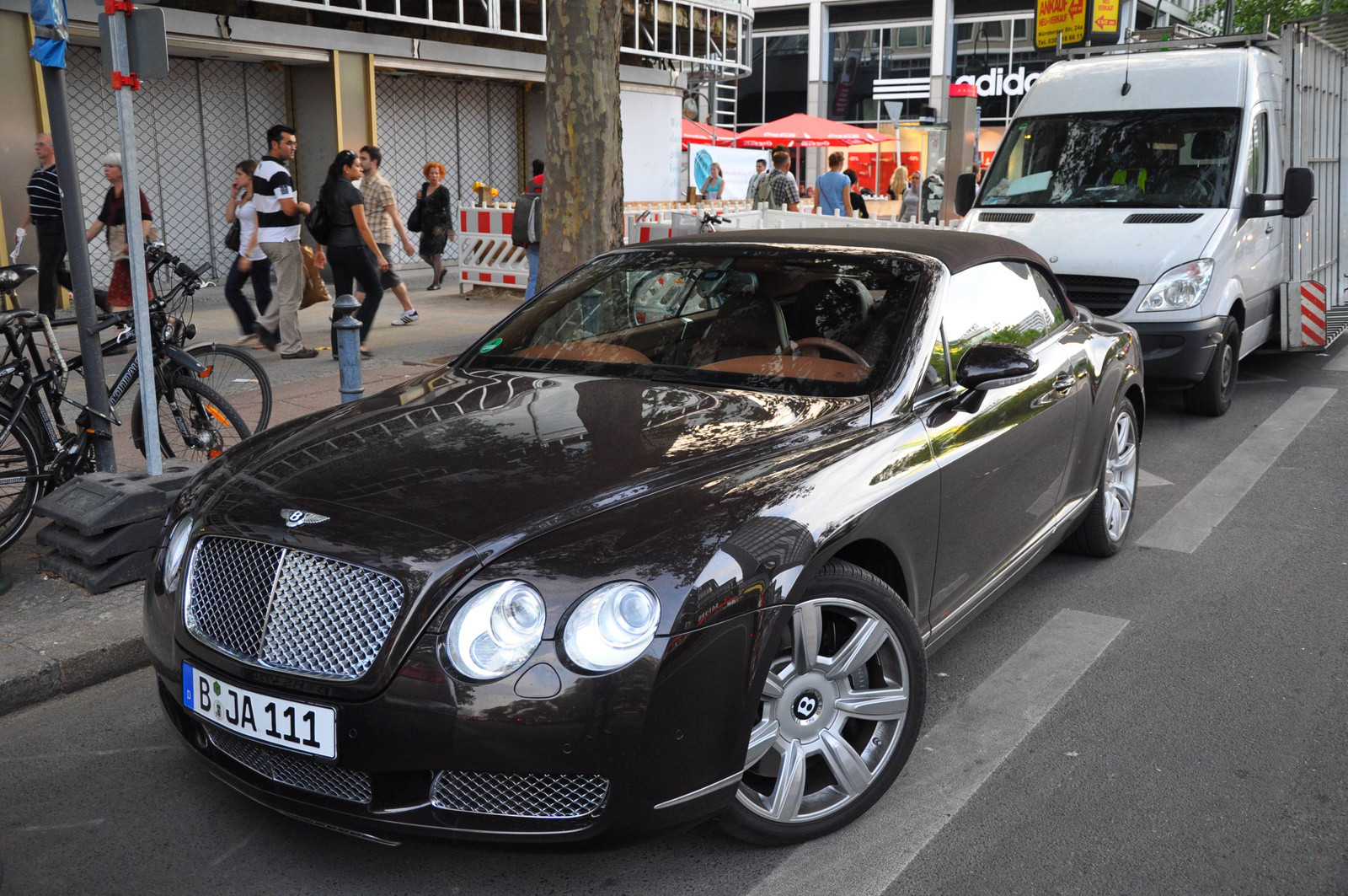 Bentley Continental GTC