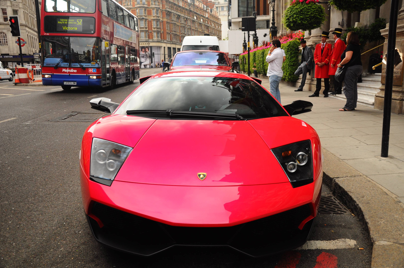 Lamborghini Murciélago LP670-4 SV