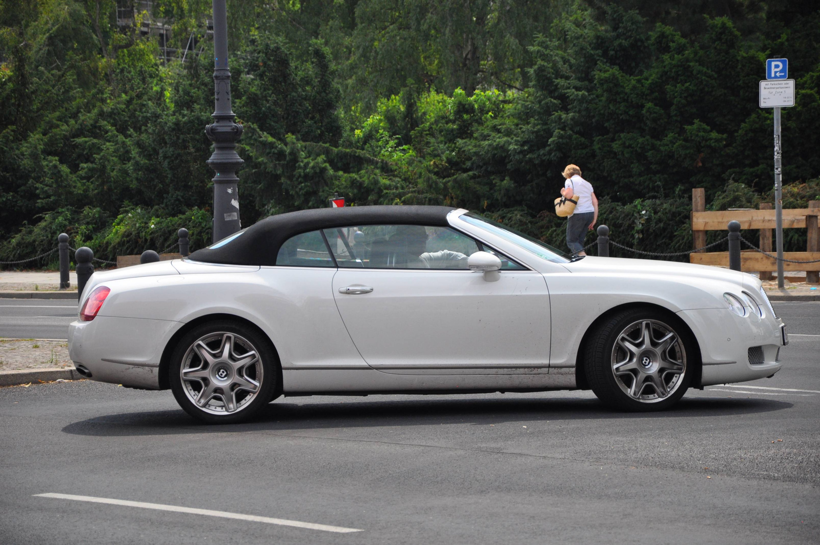 Bentley Continental GTC