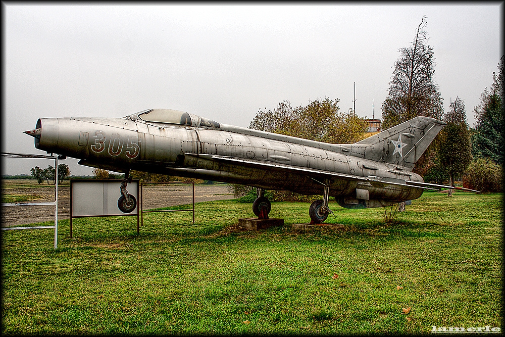 MIG-21