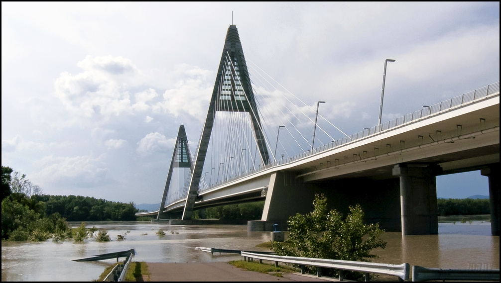 Megyeri híd 2