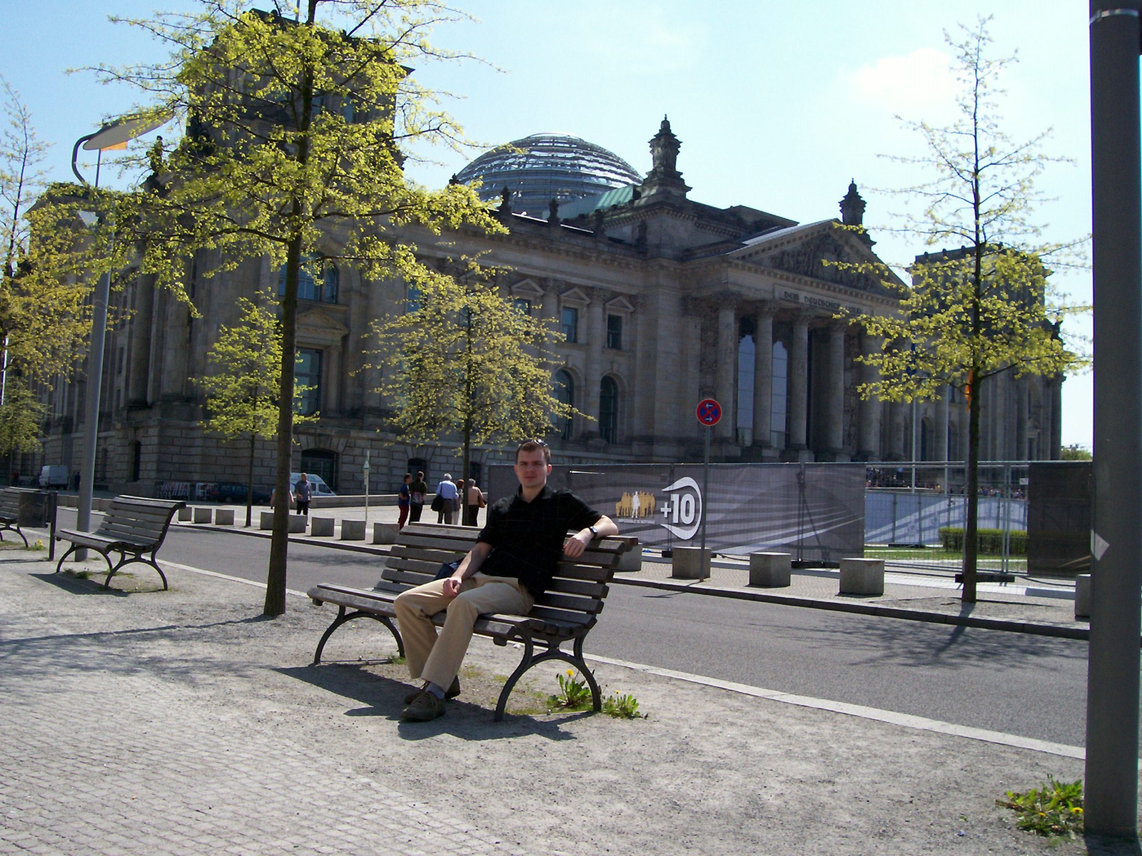 A Reichstag elött