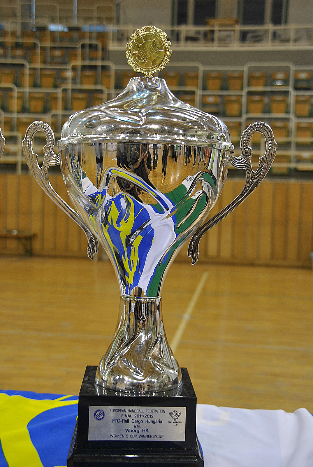 KEK trófea 2012.
