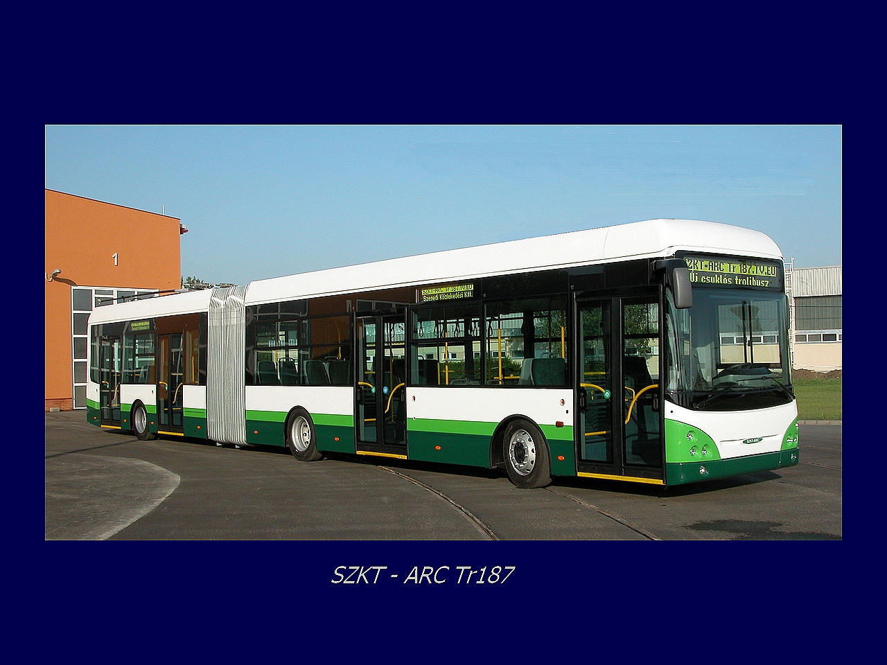 Magyar Busz, SZKT- ARC Tr187.TV.EU