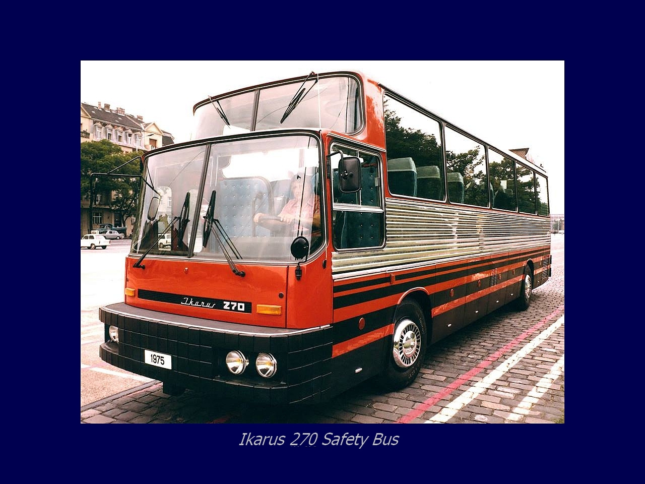 Magyar Busz, Ikarus 270 Safety Bus