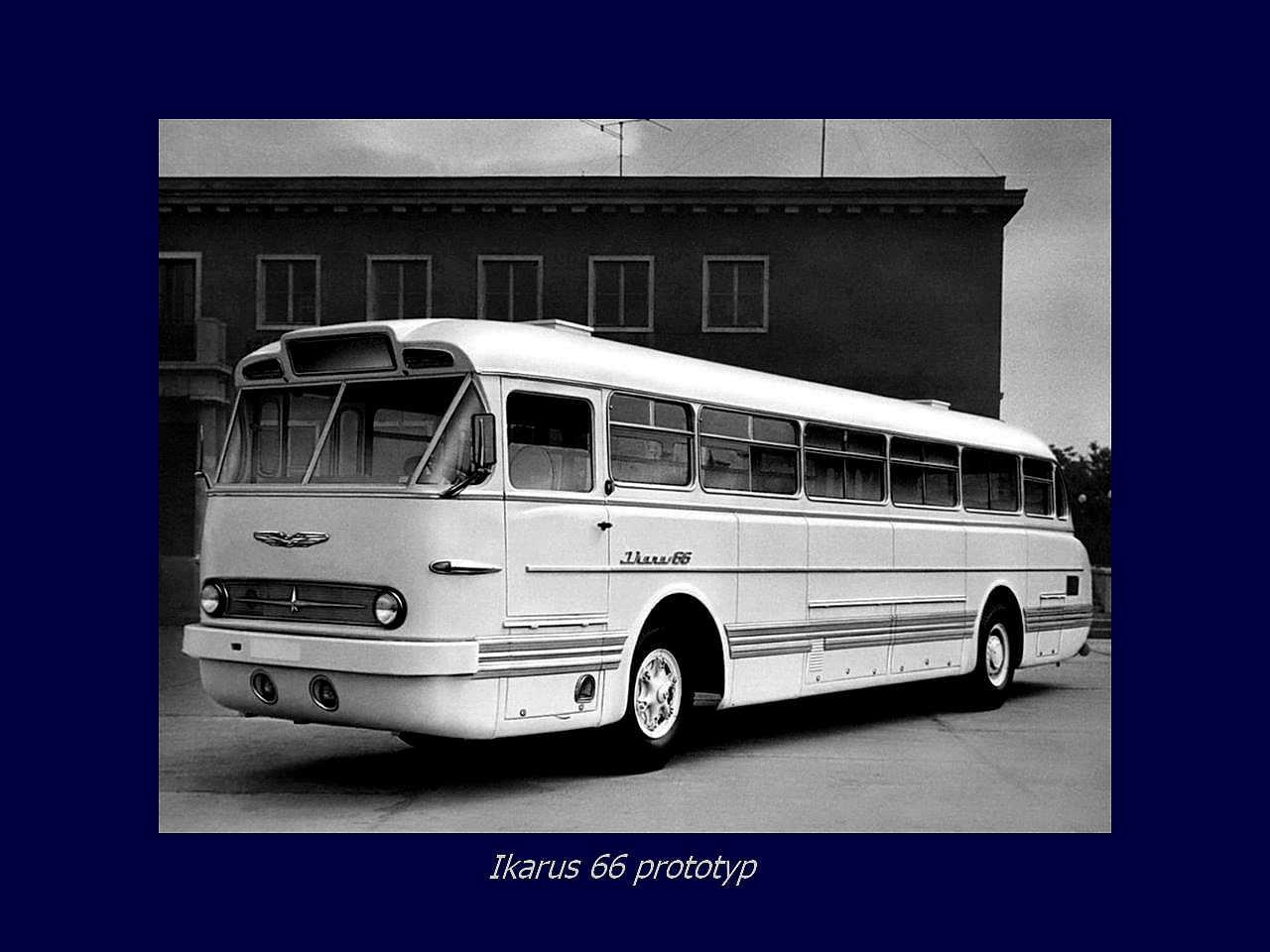 Magyar Busz, Ikarus 66 prototyp