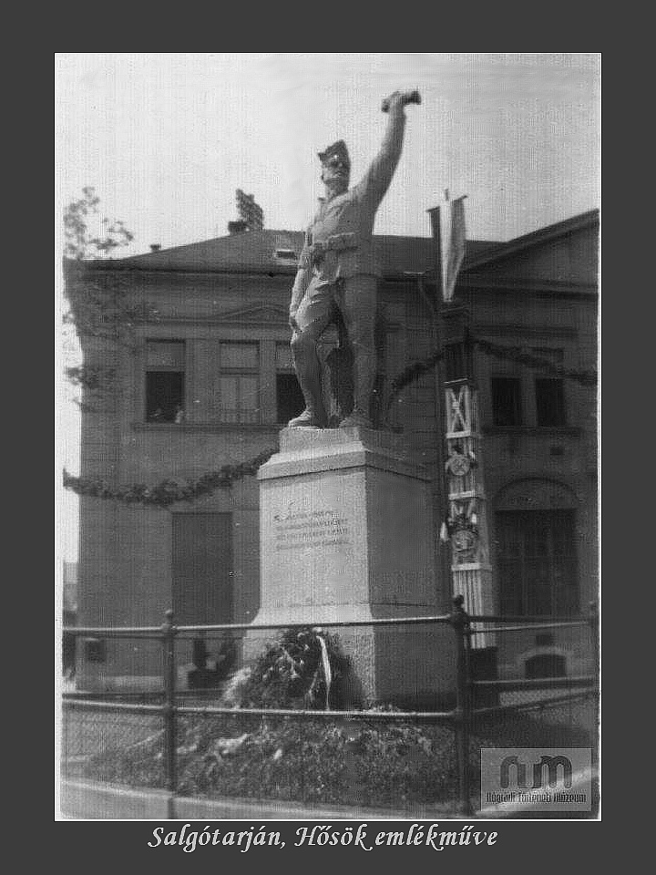 Salgótarján régen, hősök szobra 1930.