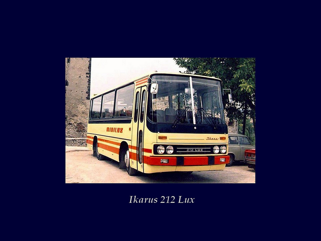 Magyar Busz, Ikarus 212 LUX