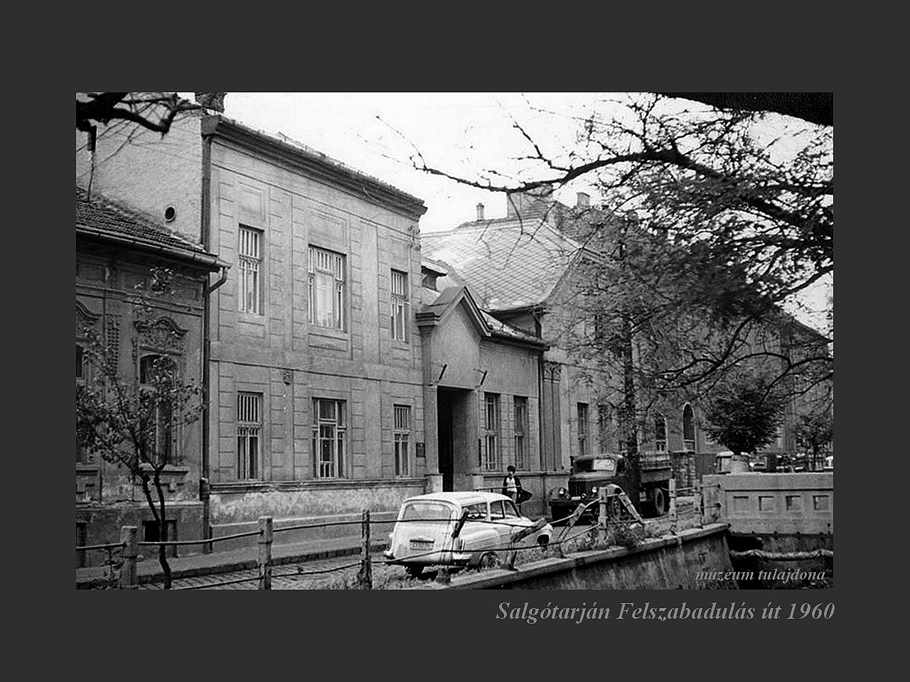 Salgótarján régen, Felszabadulás út Ipartestület 1960