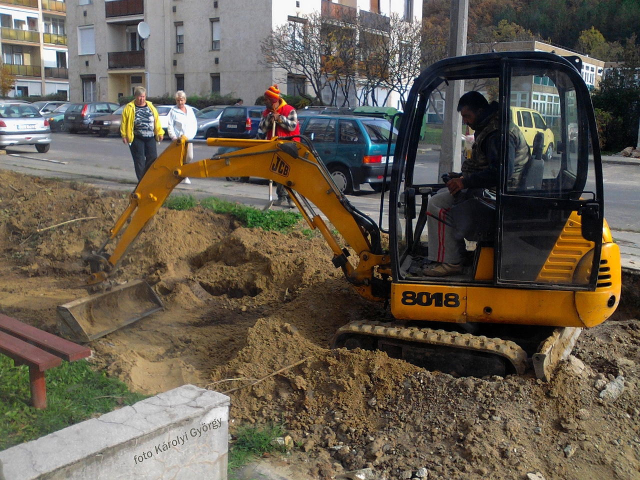 Besztercei képek, cső a födben