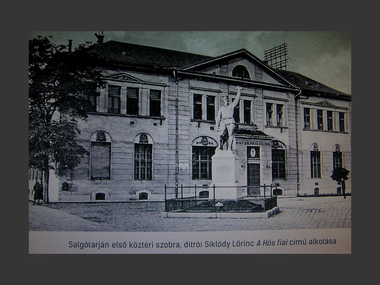 Salgótarján régen, a Fő téri posta épülete