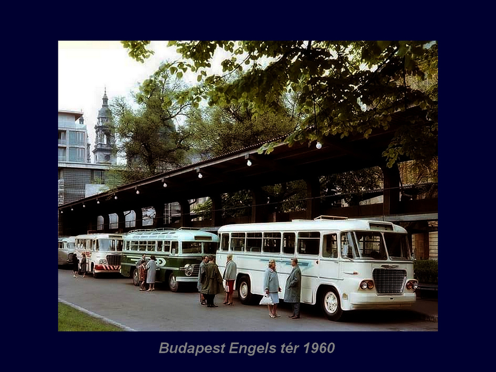 Magyar Buszok, Budapest Engels tér 1960