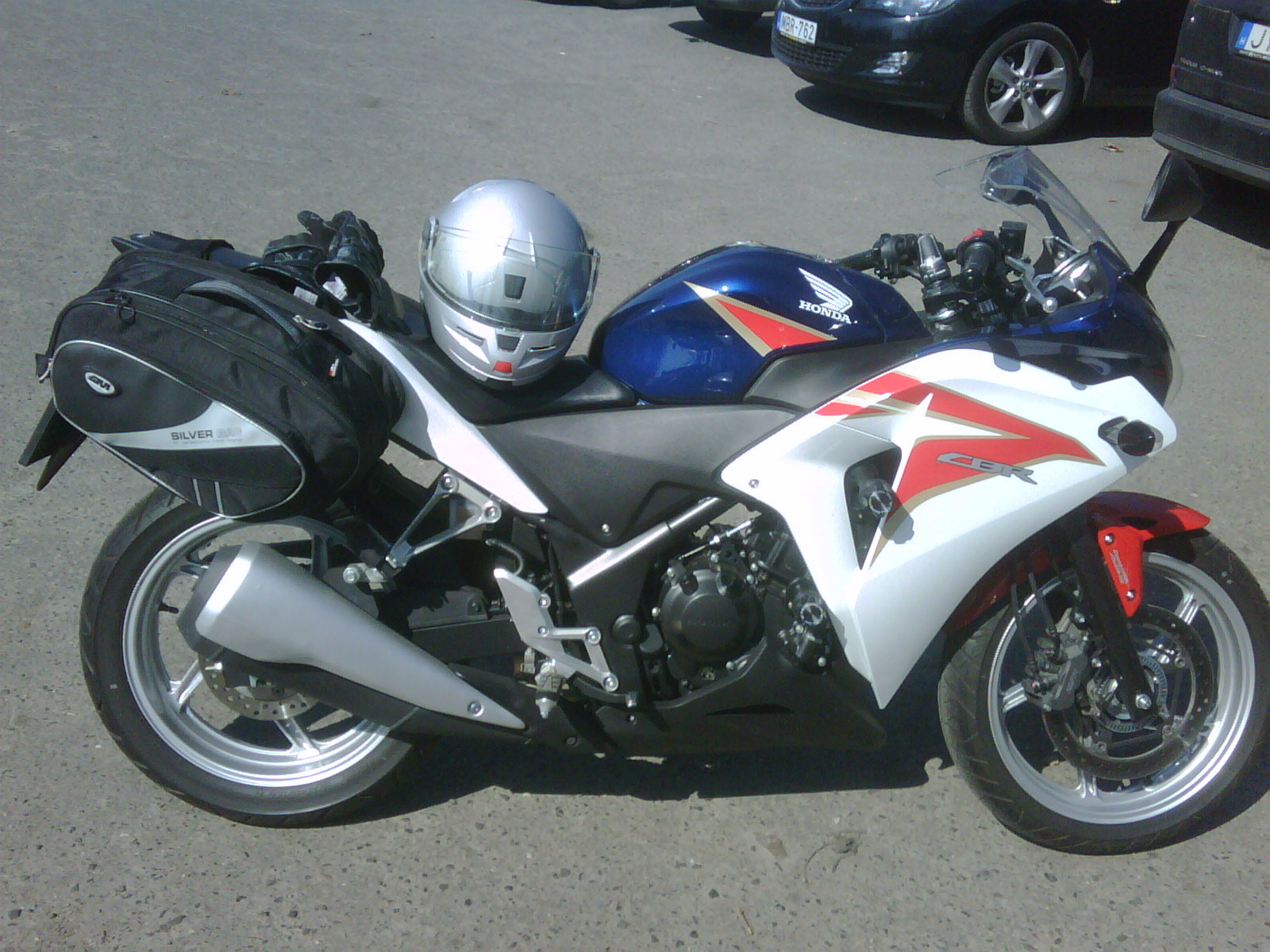 CBR250R