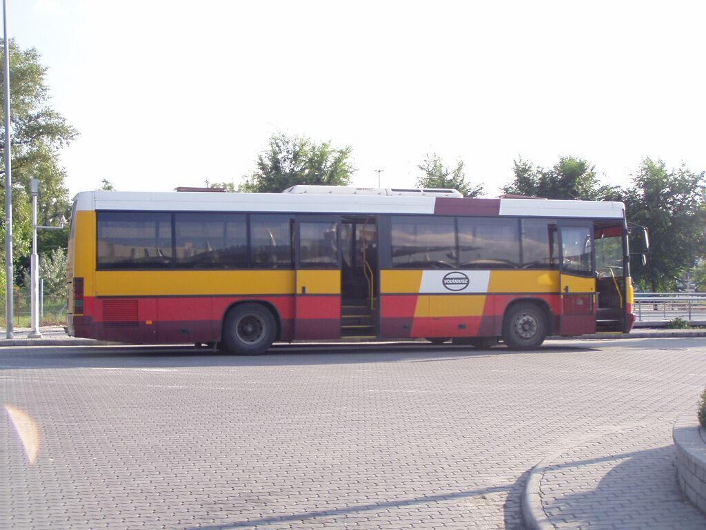 E95-volánbusz-050723-01