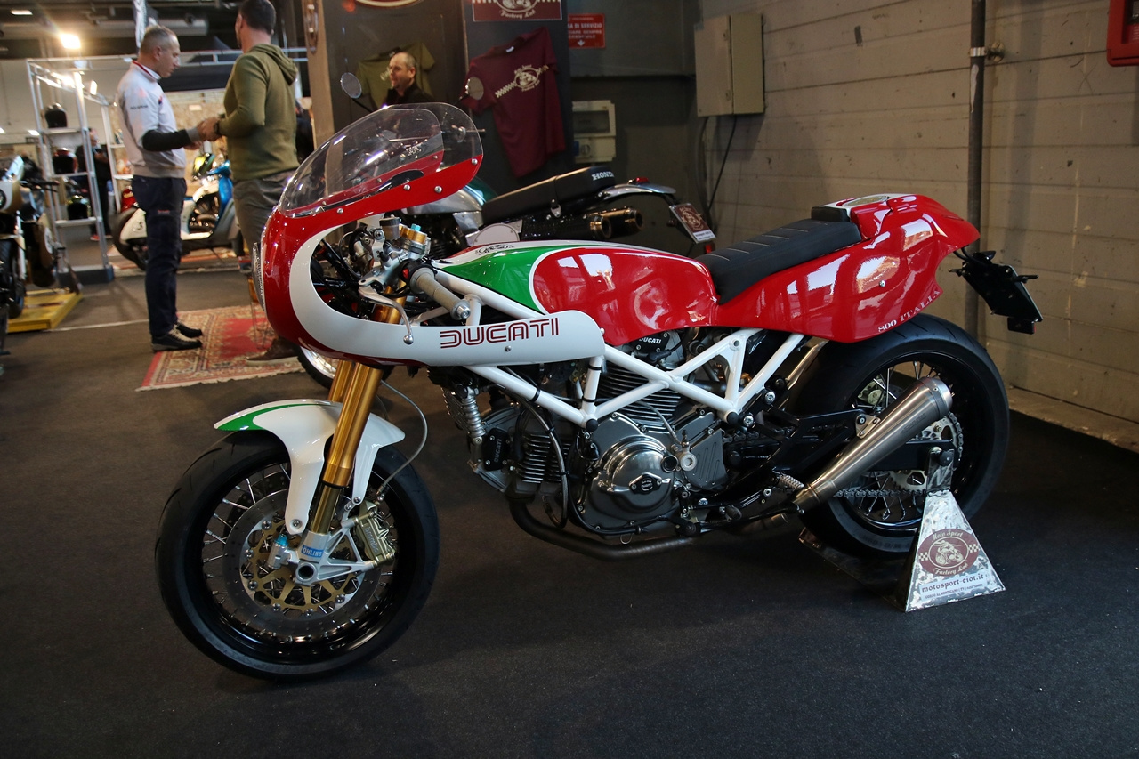 123 Ducati Monster800S custom