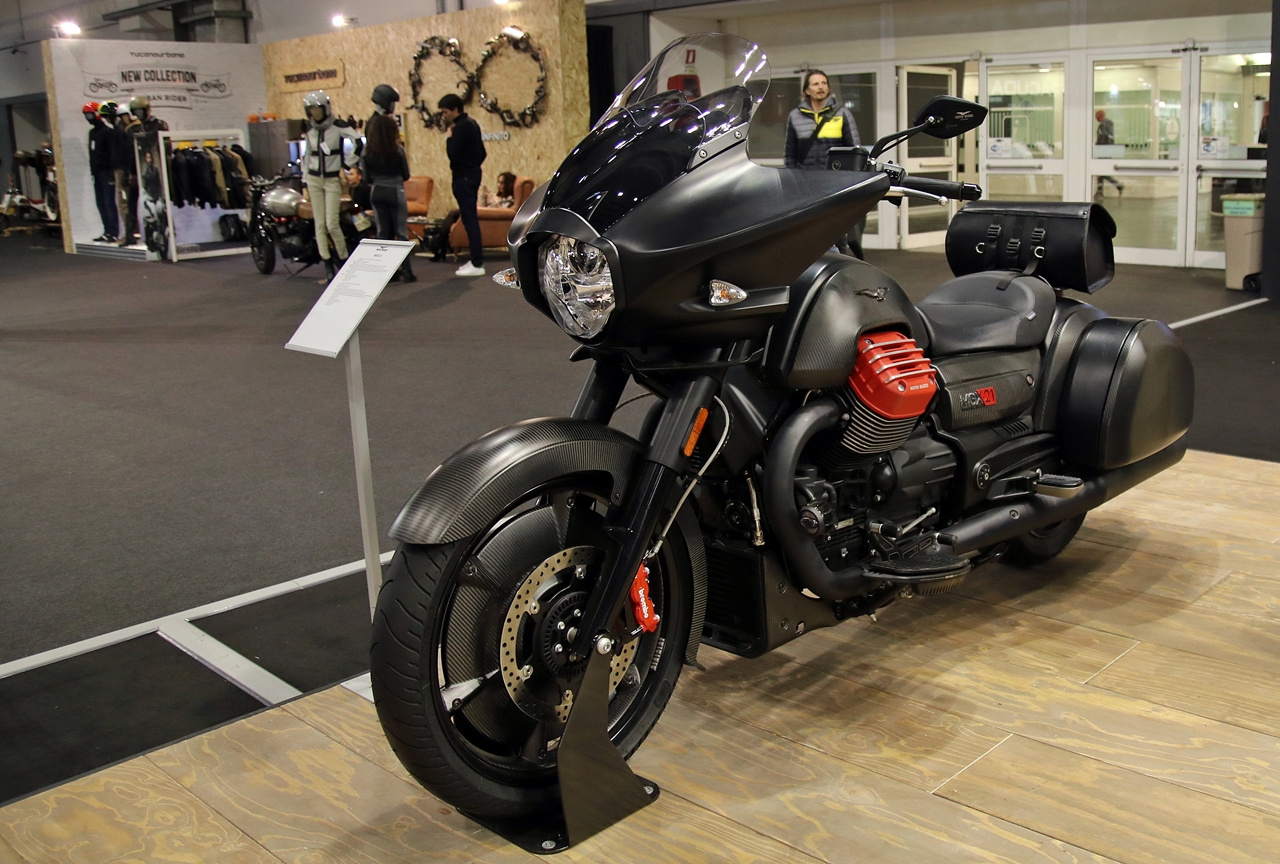 148 Guzzi MGX21