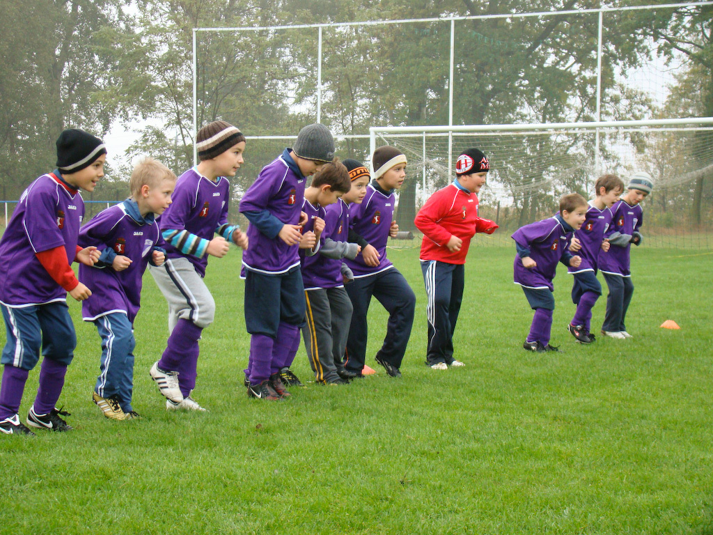 2009.10.14.IZSAK.VS.KTE.U11.004