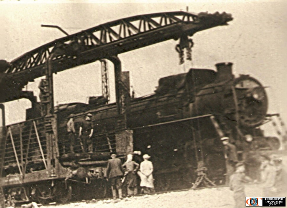 Vágánymező-fektető daru Szovjetunió és ISz gőzmozdony 1954