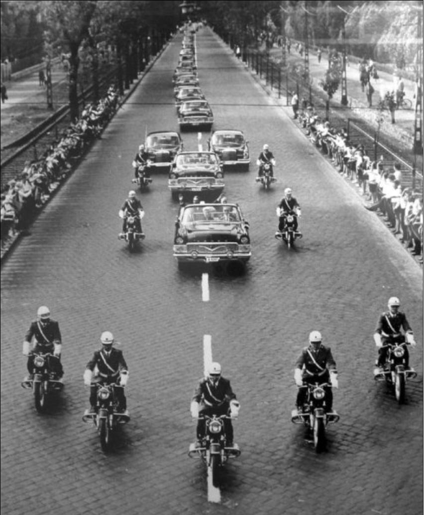 Budapest IX. Üllői u. konvoj a 60-as években