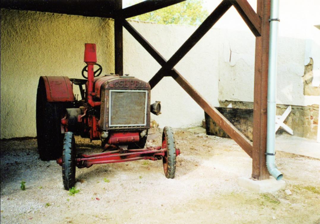 Csepel V2 traktor 1983-ban (40 LE 1935)