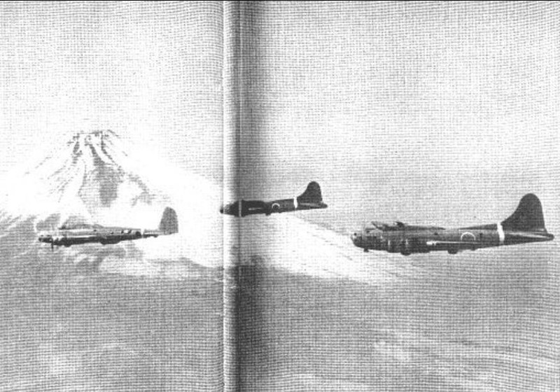 B-17 japán zsákmány a Fujiyama fölött 1943