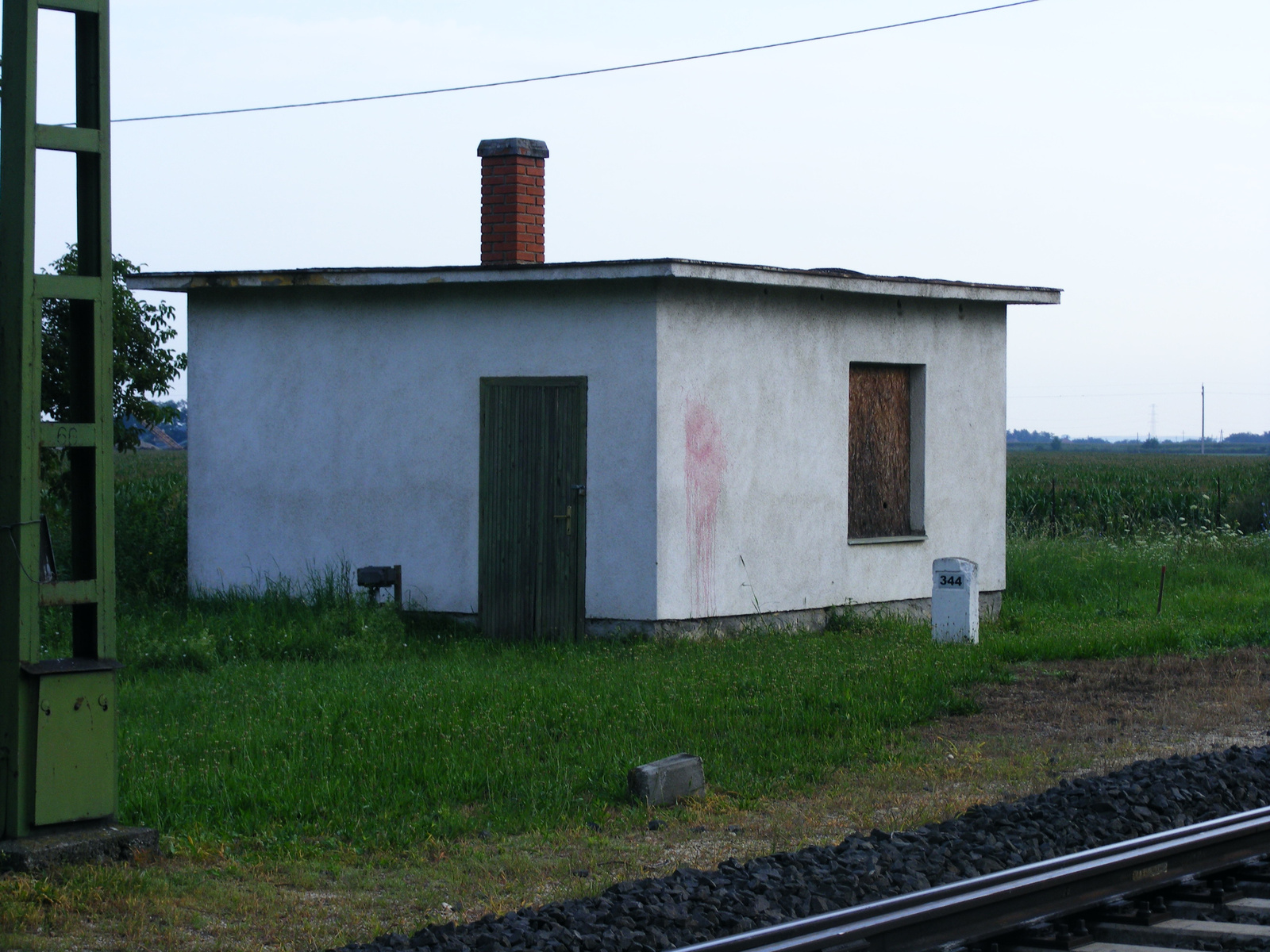 Egykori váltóőri szolgálati épület a Szil-Sopronnémeti felőli ol