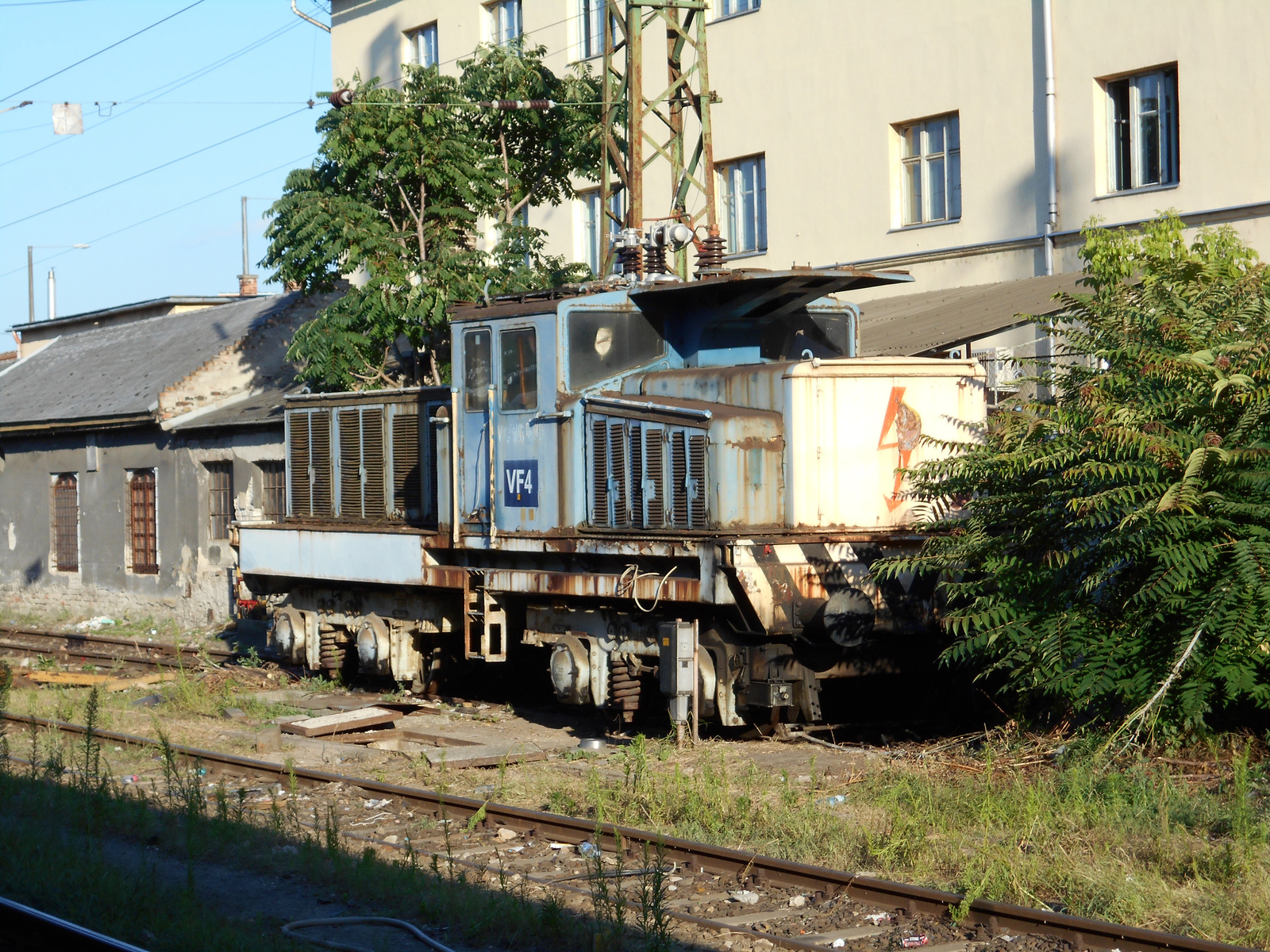 A pályaudvaron szolgáló VF 4 -es villamos fűtőgép.