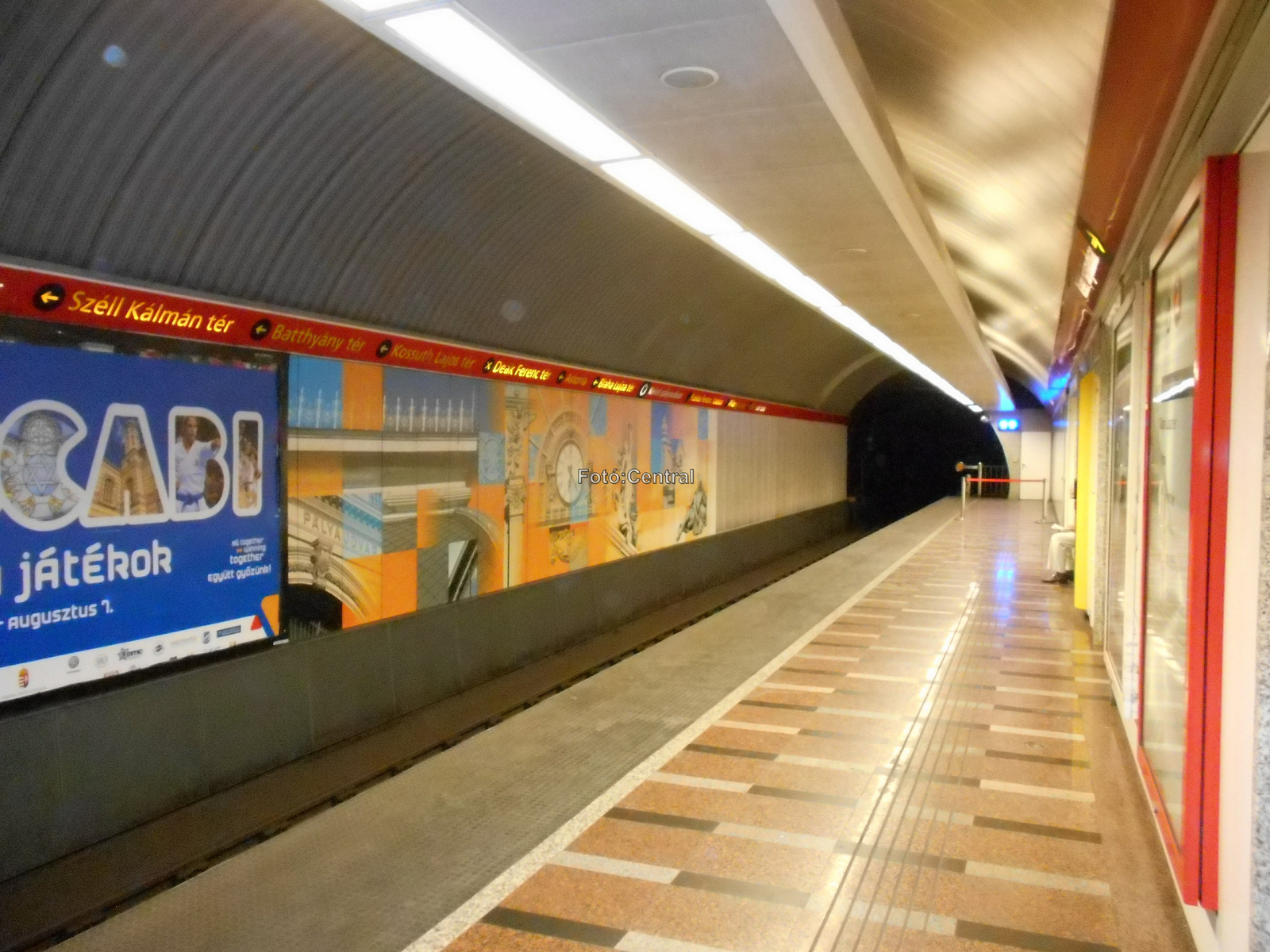 A Széll Kálmán téri metróállomás.DSCN6559