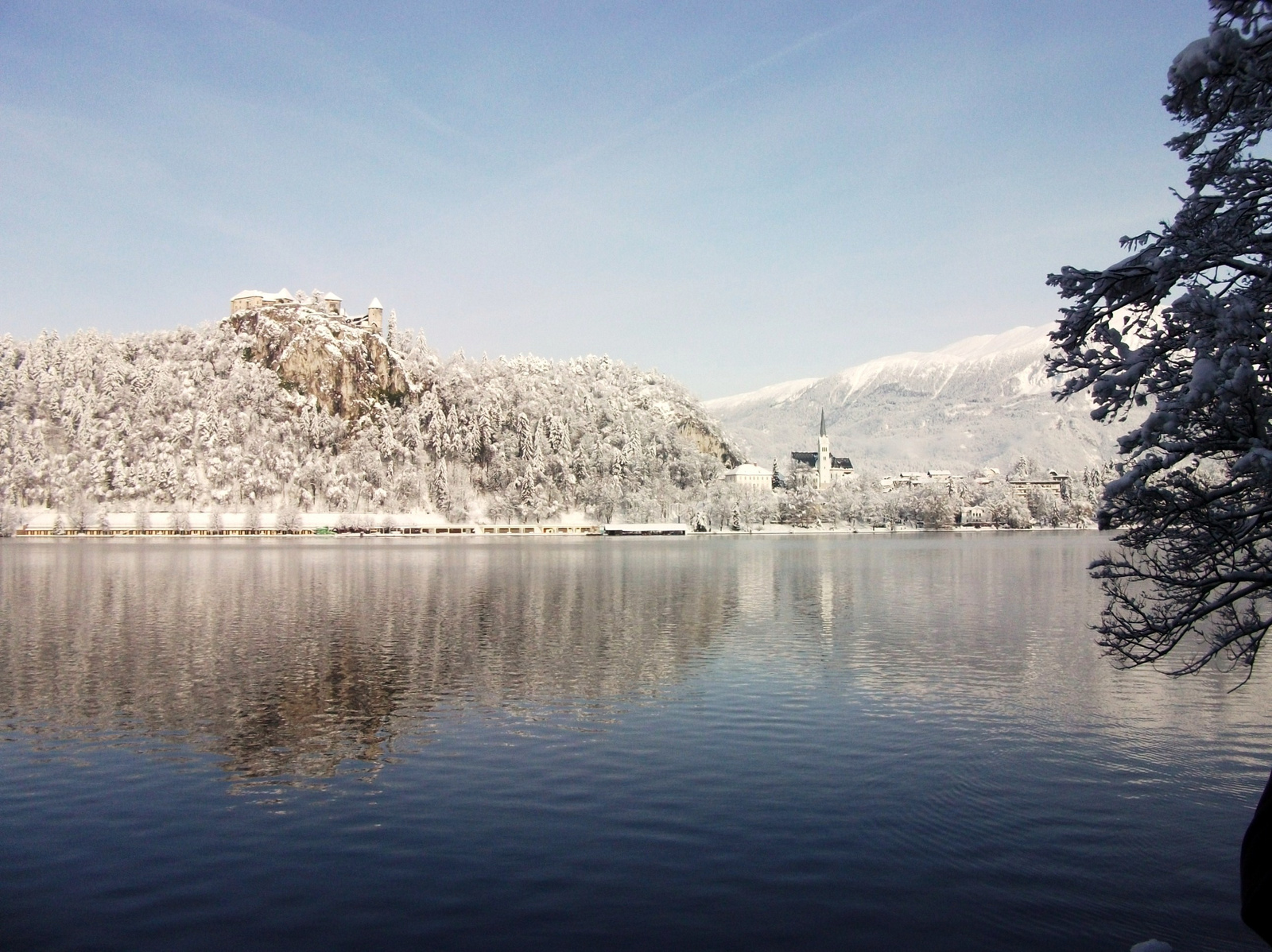 Téli Bledi-tó