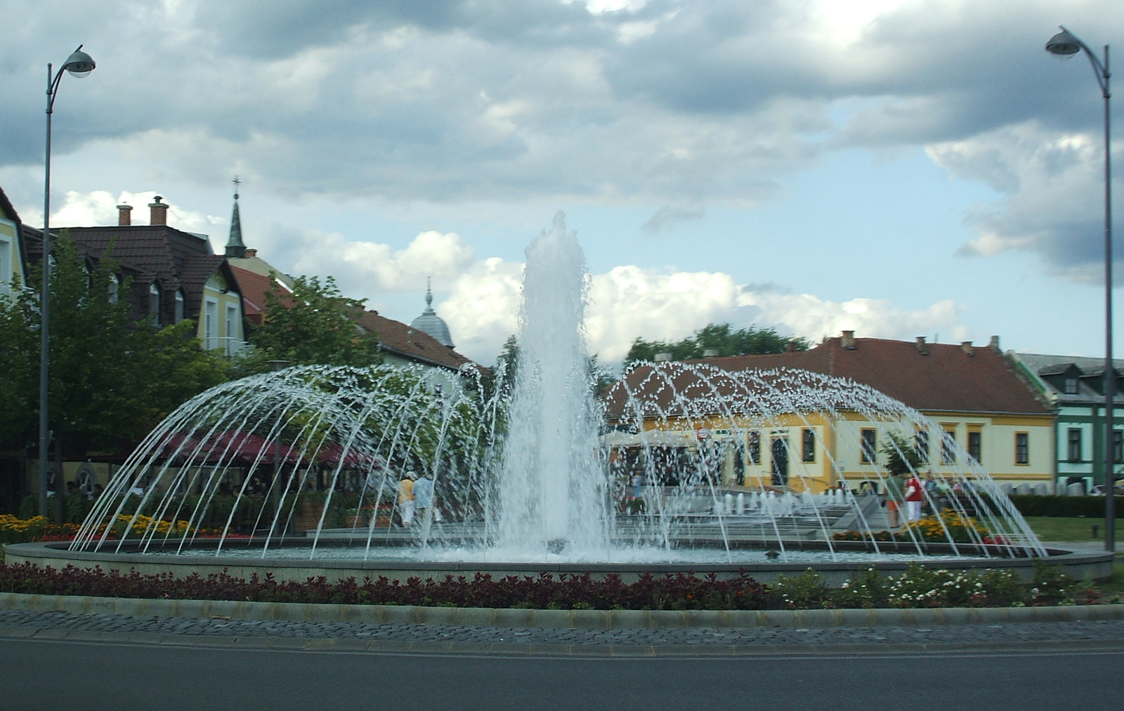 Szökőkút