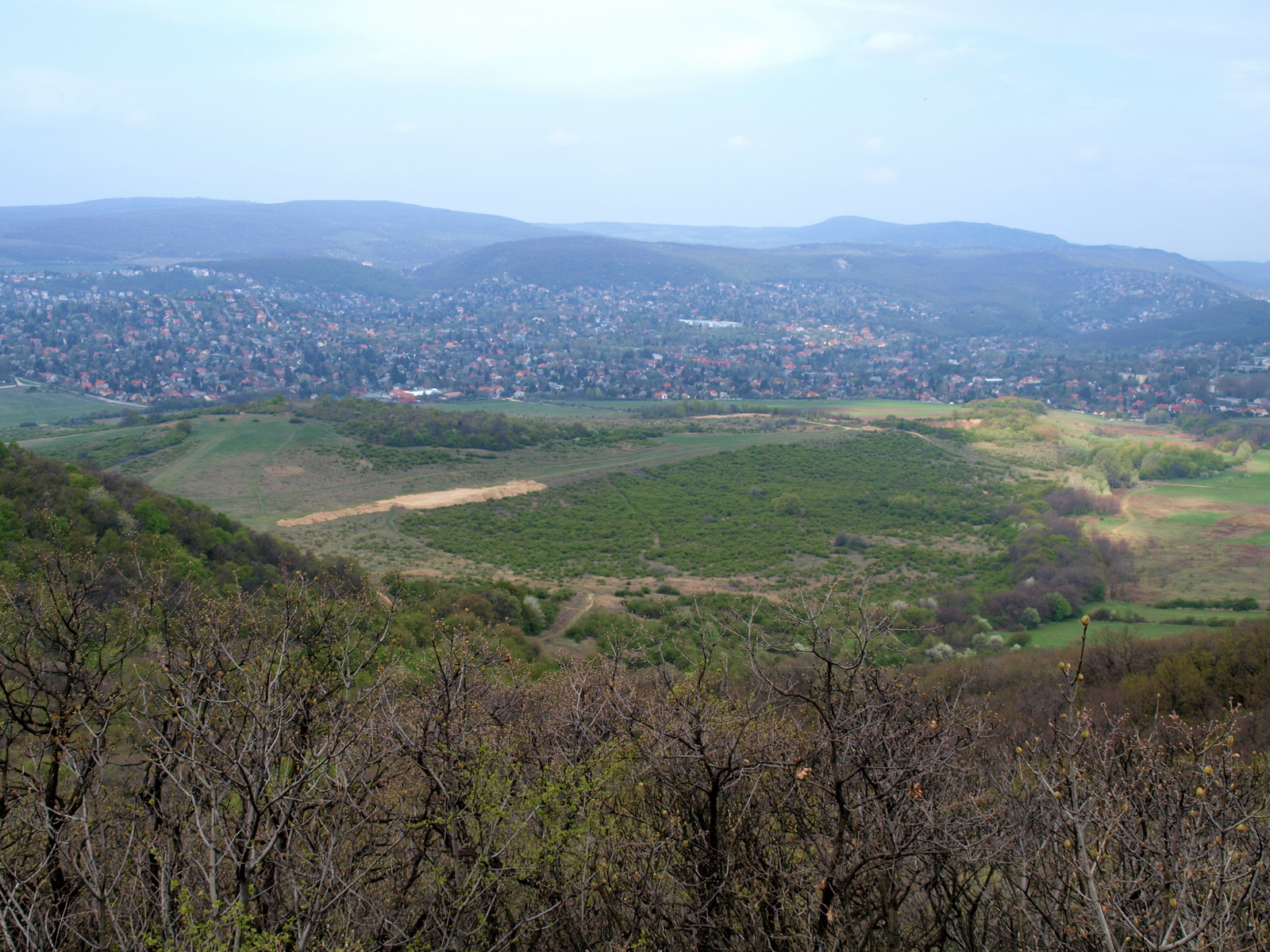 Hármashatár-hegy