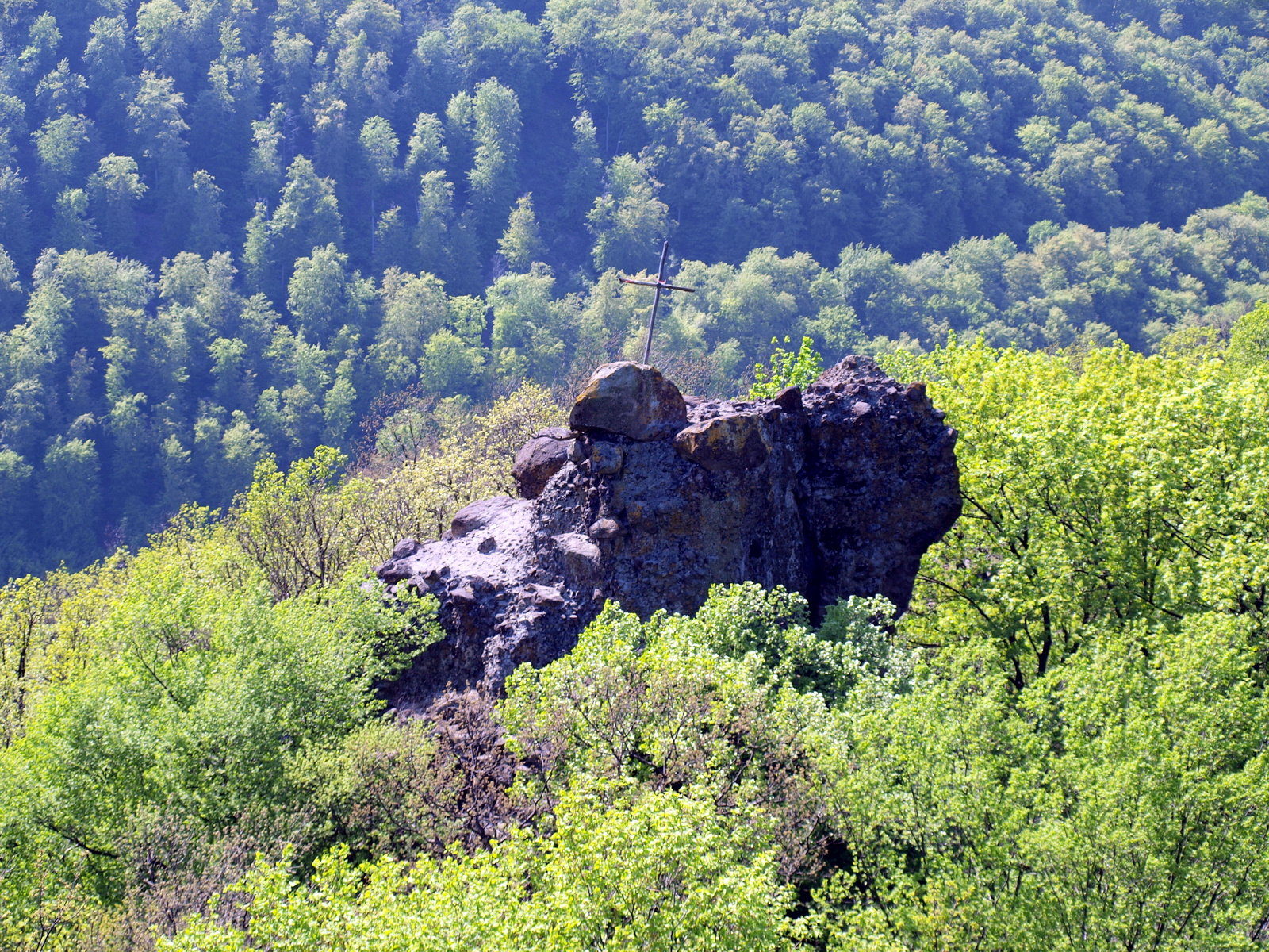 Vadálló-kövek