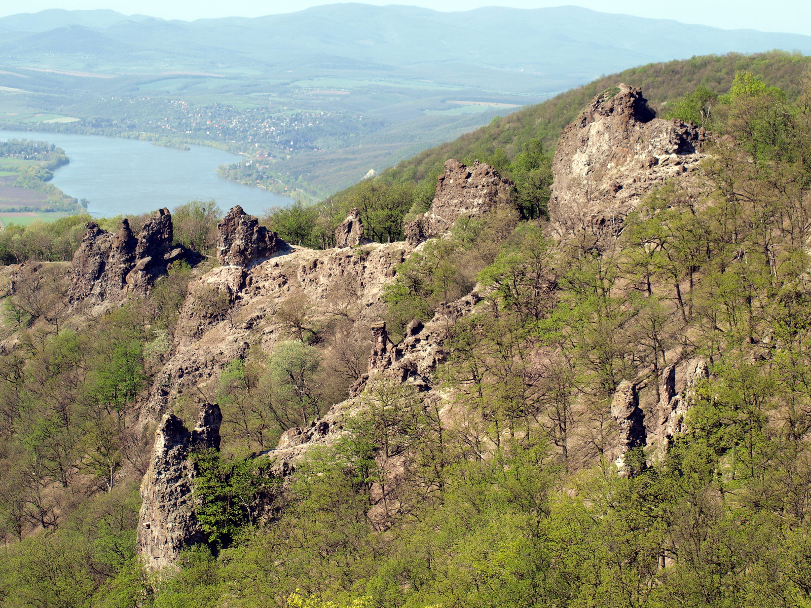 Vadálló-kövek