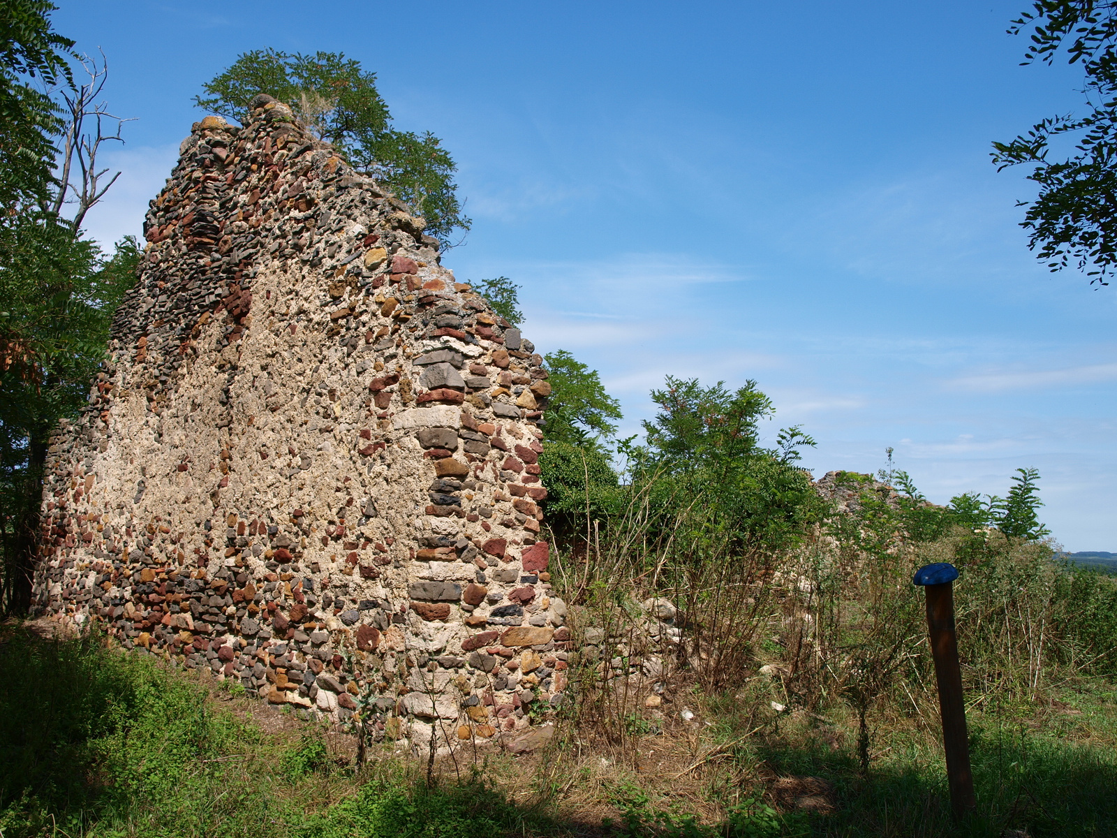 Kerekikál templomromja 2