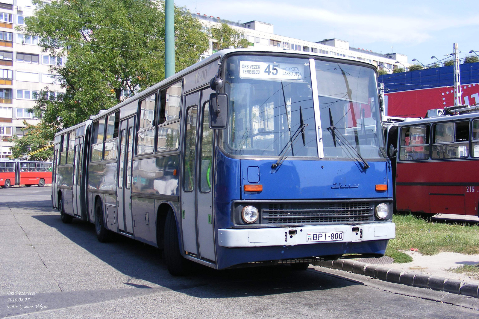 Busz BPI-800 2