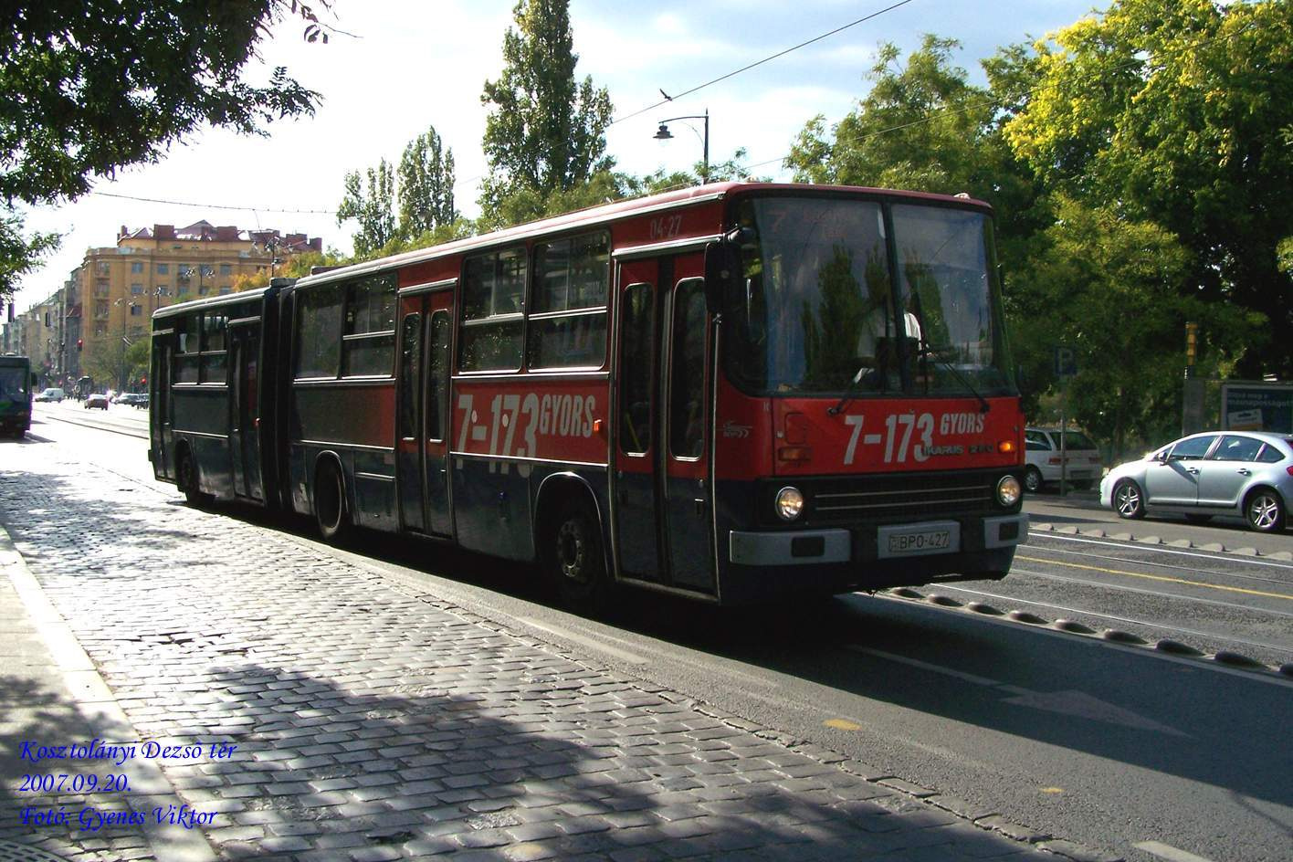 Busz BPO-427