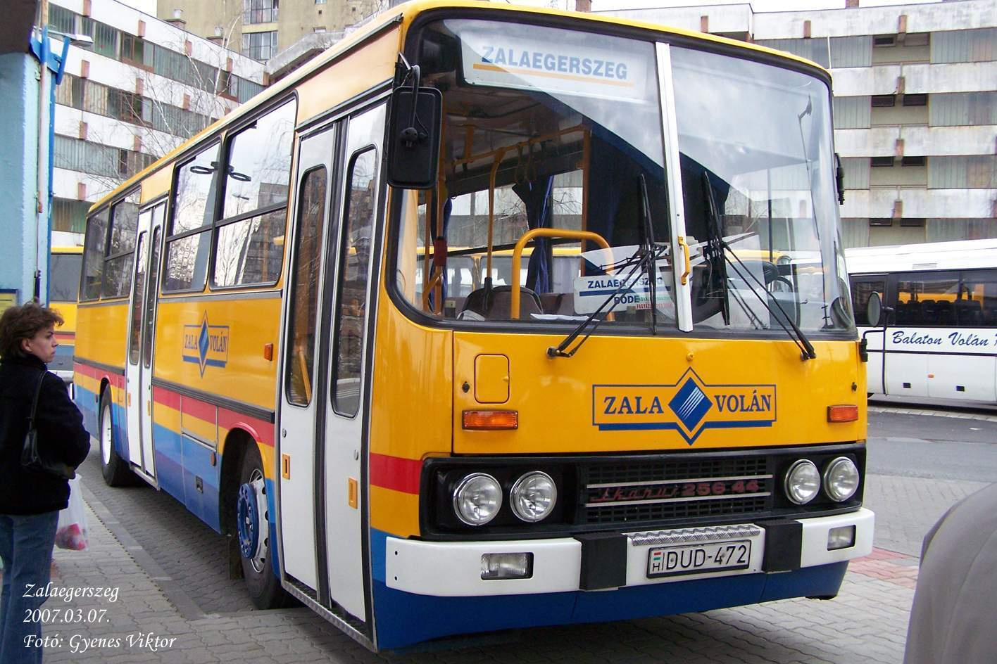 Ikarus 256-44-DUD-472