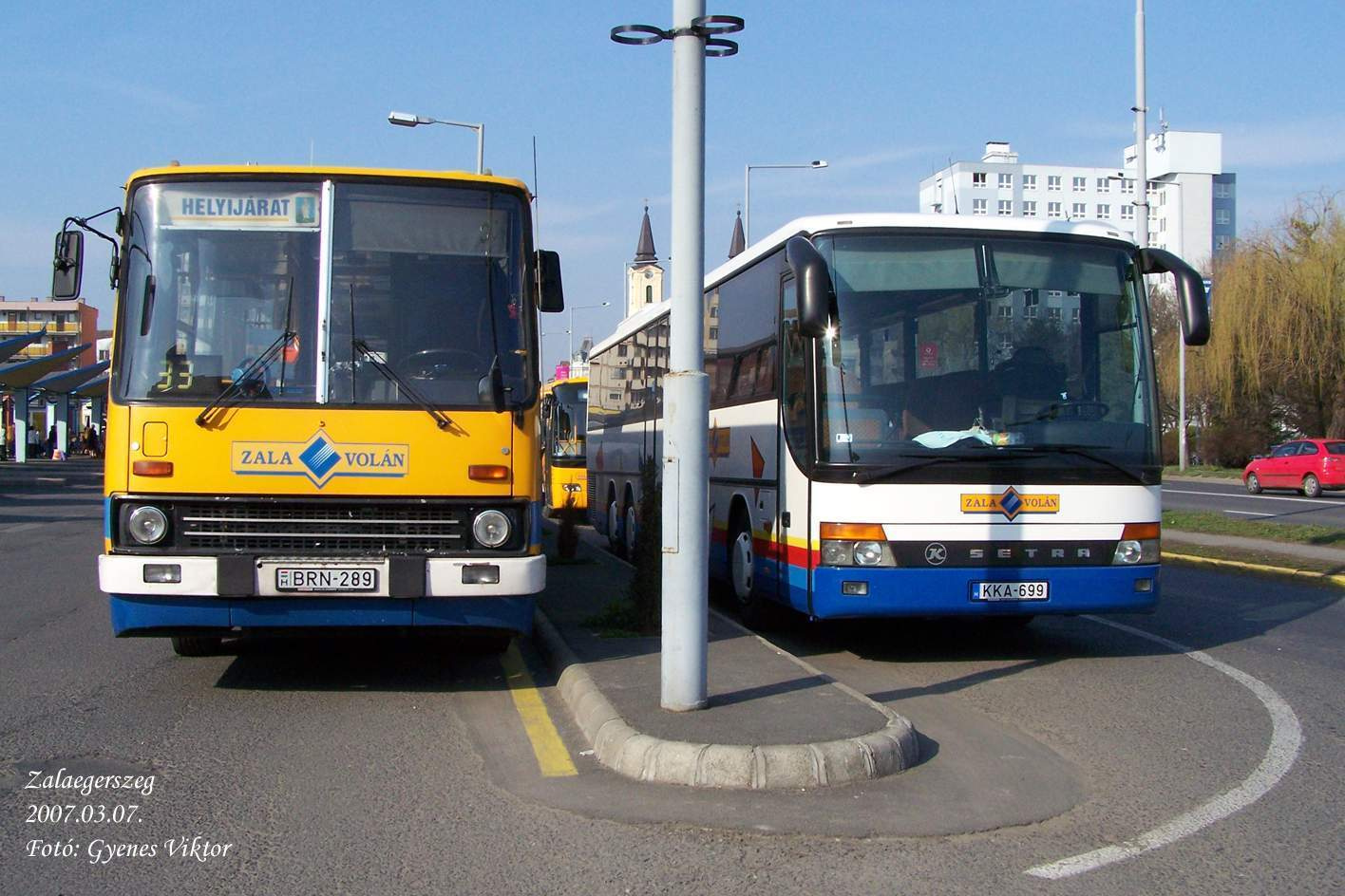 Ikarus 280-BRN-289+Setra-KKA-699 1