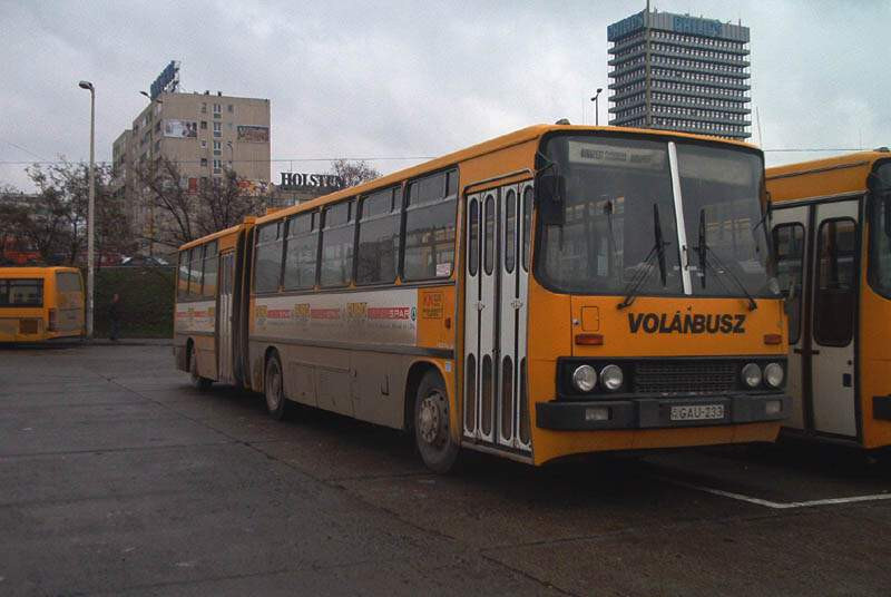 Ikarus 280-GAU-233