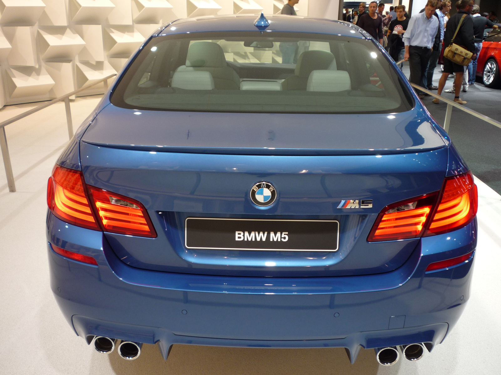 BMW M5 (F10)