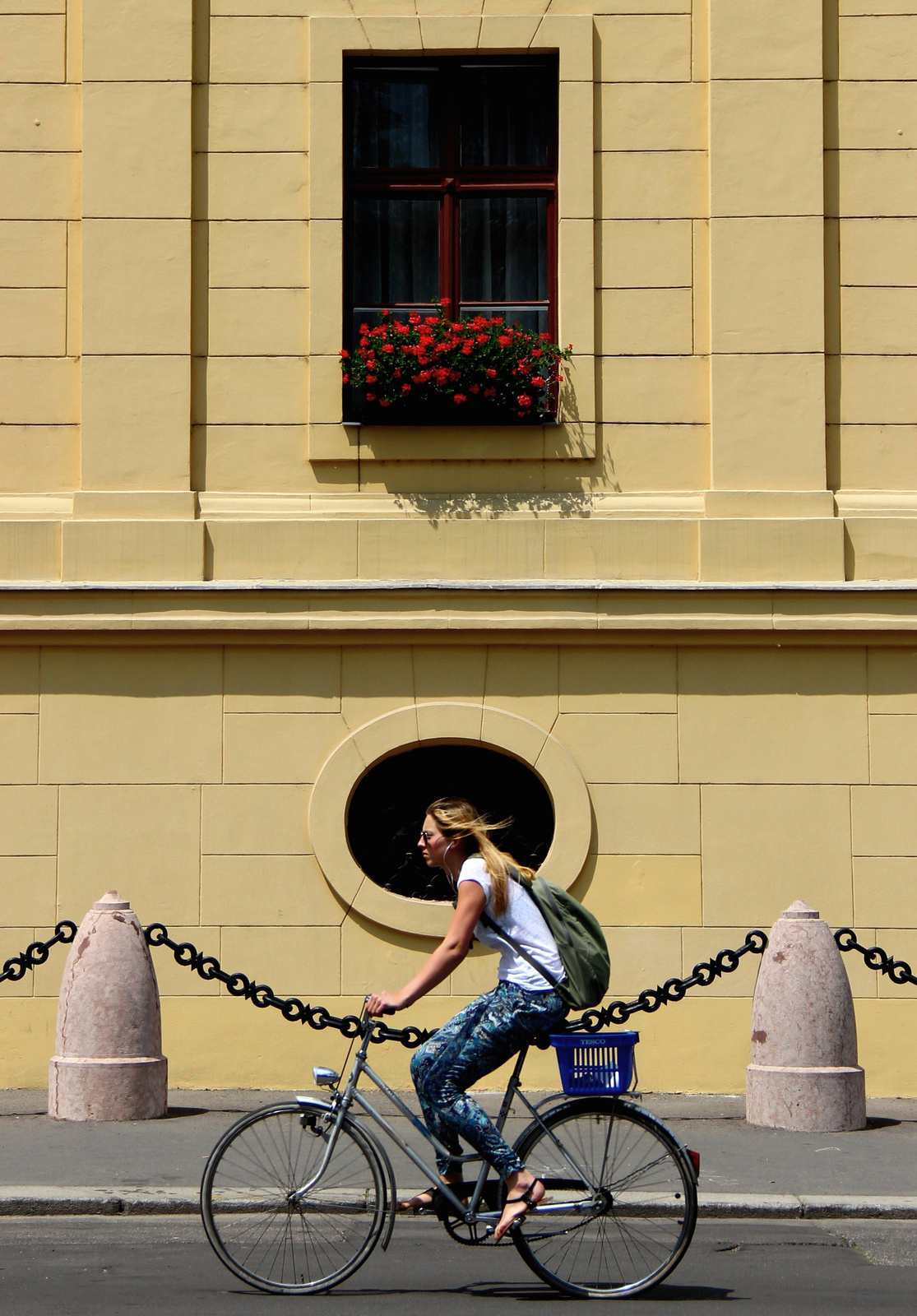 Szegedi ablakglóriás-biciklis