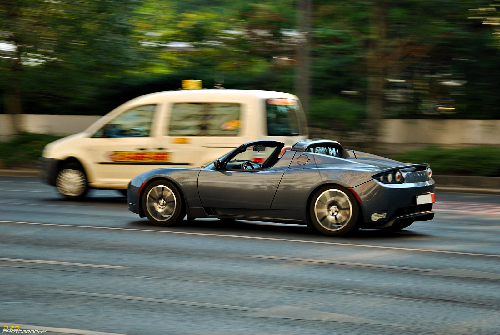 Tesla Roadster