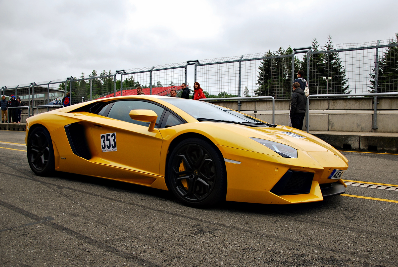 Lamborghini Aventador LP700-4