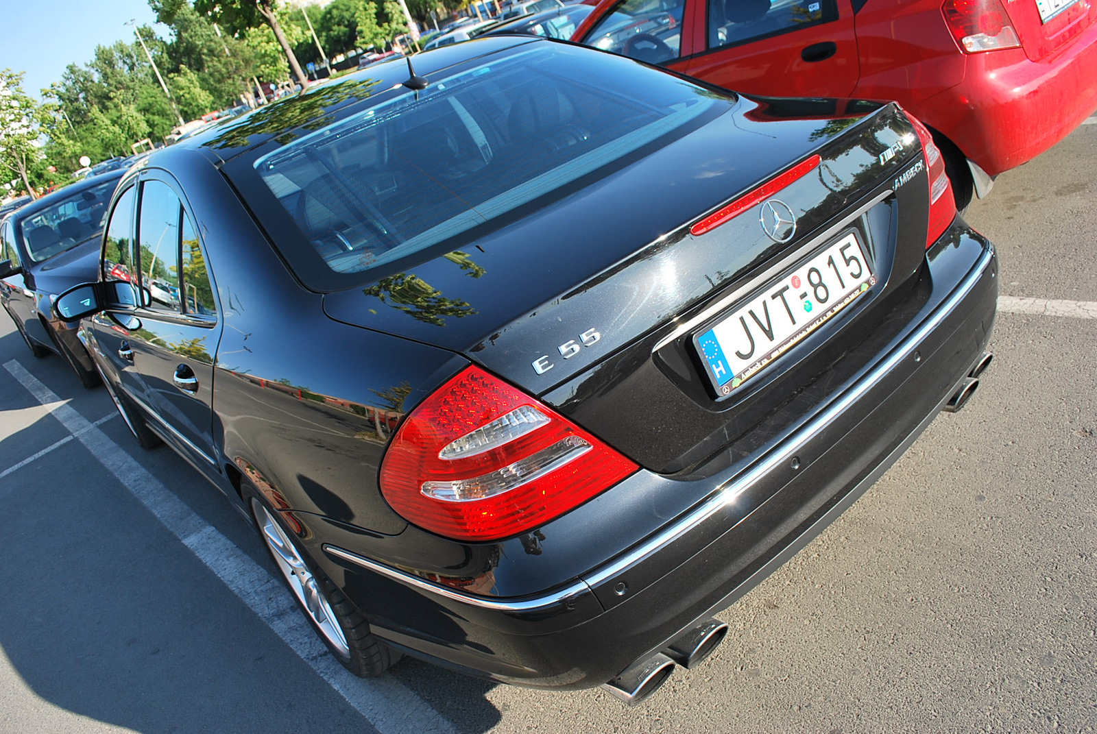 Mercedes-Benz E55 AMG