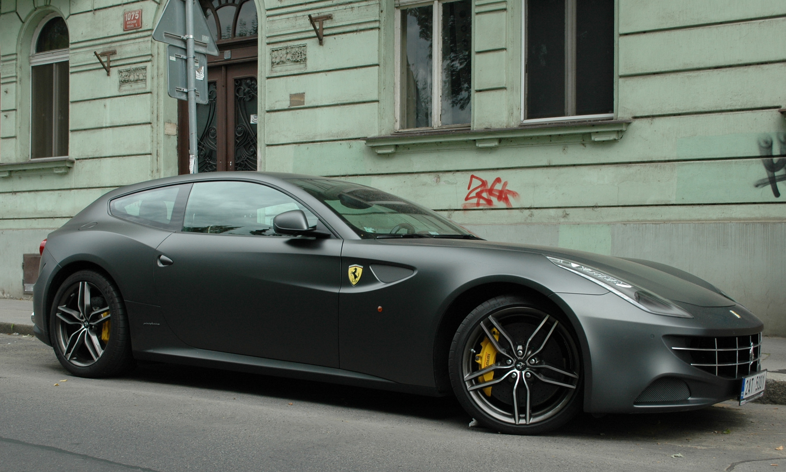 Ferrari FF