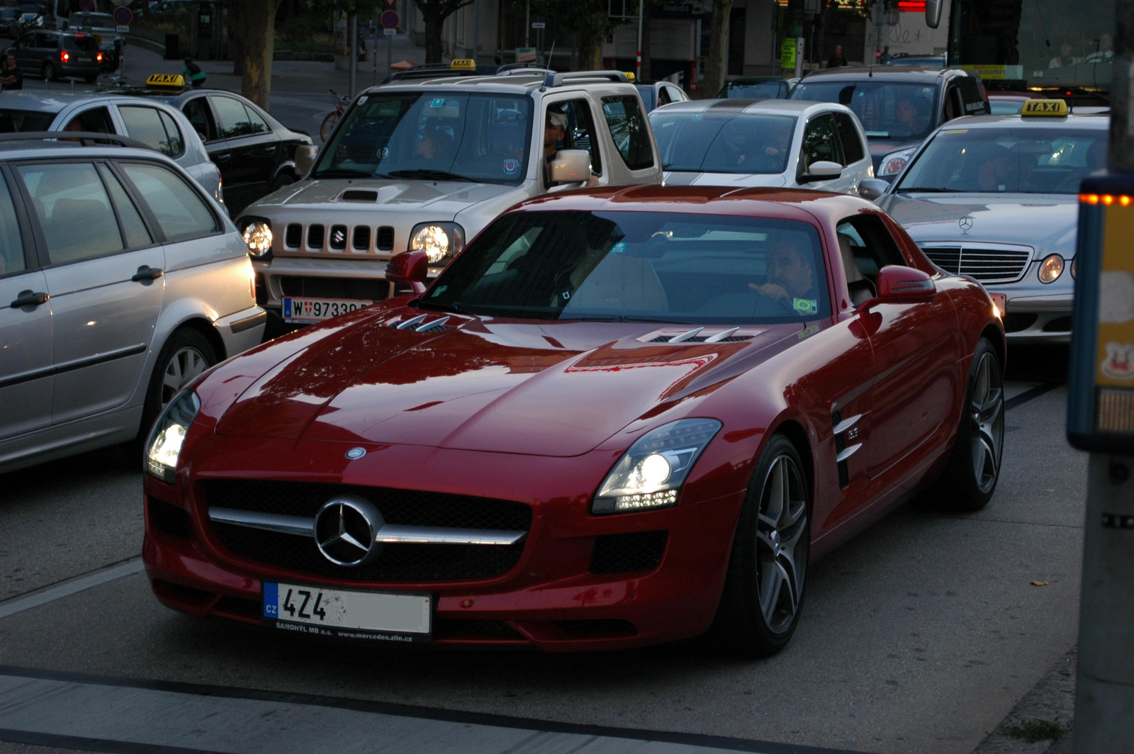 Mercedes-Benz SLS AMG