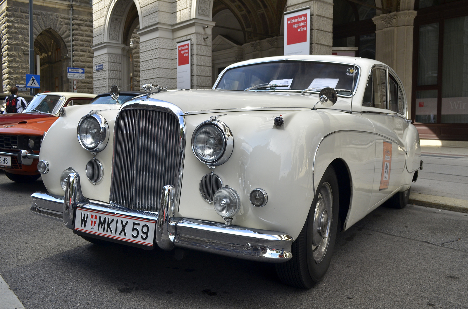 Jaguar Mark IX