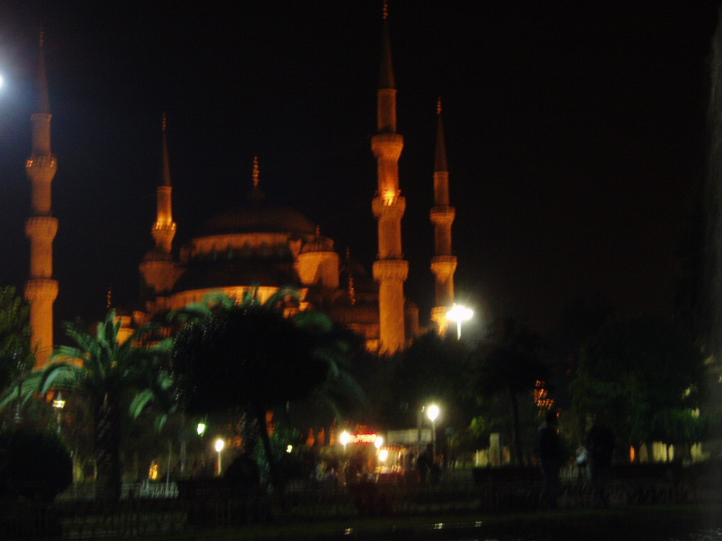 Esti fényben a Kék mecset
